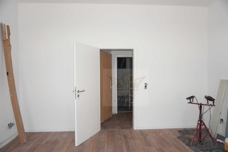 Teilblick 2. Schlafzimmer im 1.OG rechts Haus 65