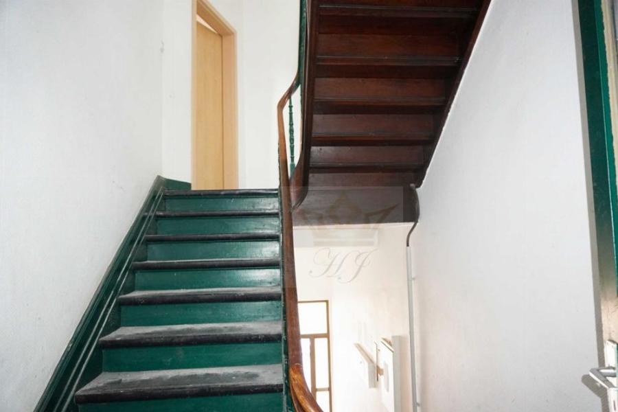 Teilblick Treppenhaus Haus 65