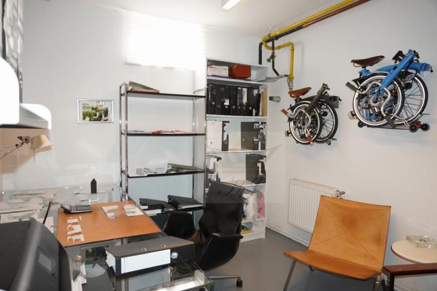 Hinterhaus - Arbeitszimmer im Souterrain