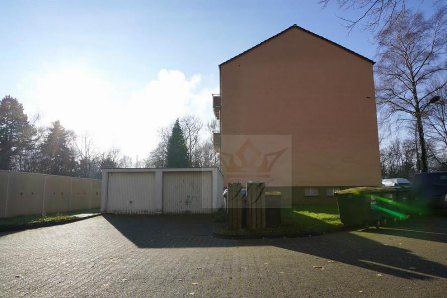 Teiblick Garagenanlage, sowie Hausgiebelseite Nr_11