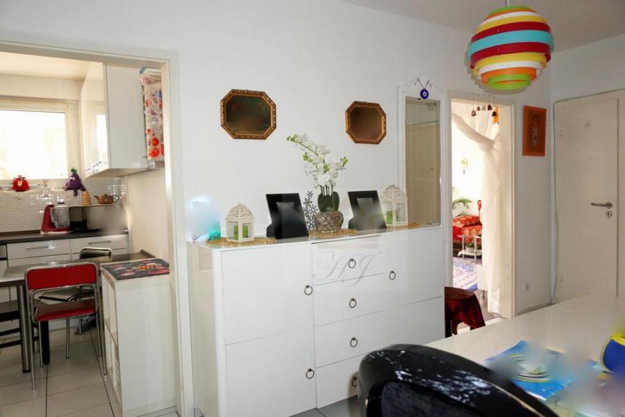 Blick aus dem Elternzimmer auf Küche und Diele