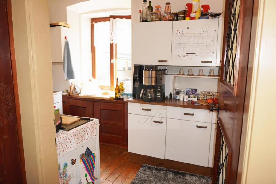 Küche in der Wohnung im OG
