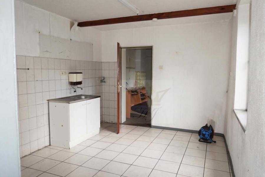 Blick auf Wohnküche zum Wohnungseingang