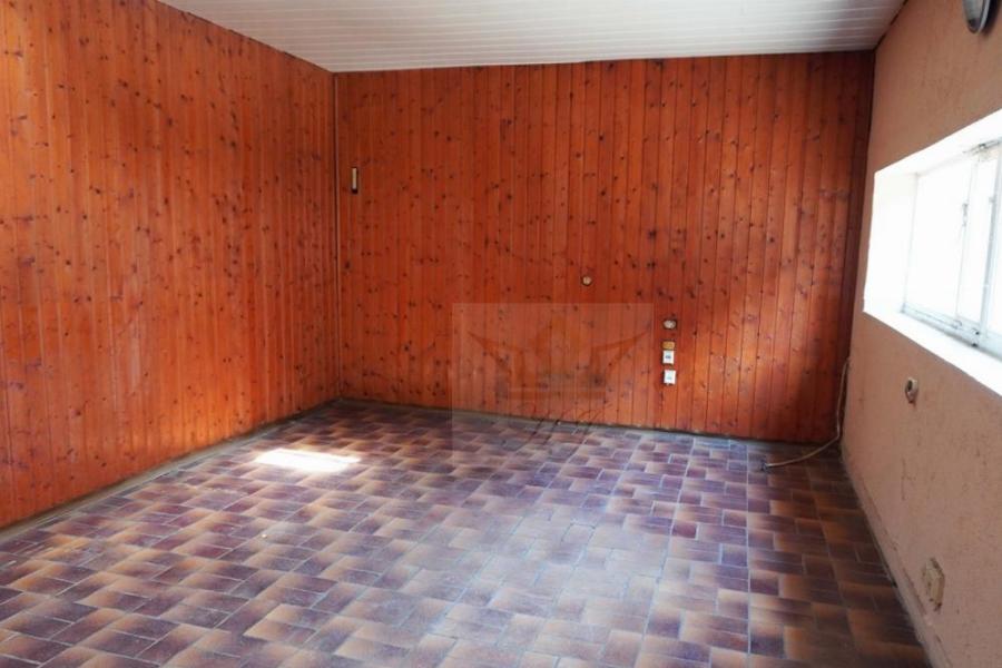 Blick in den  Aufenthaltsraum der Gewerbeeinheit im Hinterhof