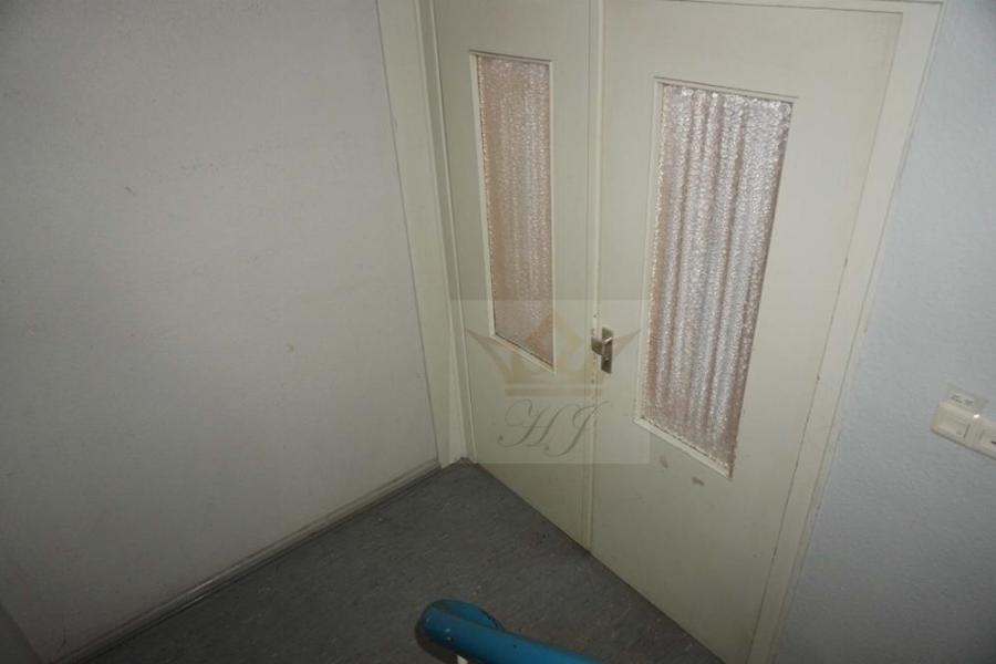 Wohnungszugang auf rechte 2OG im Vorderhaus