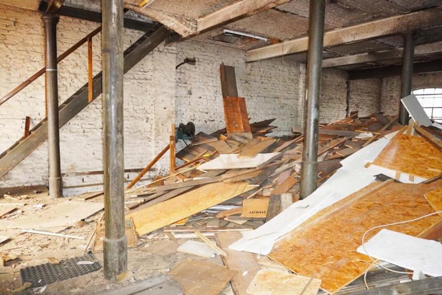 Teilblick Gewerbeeinheit im Hinterhof1