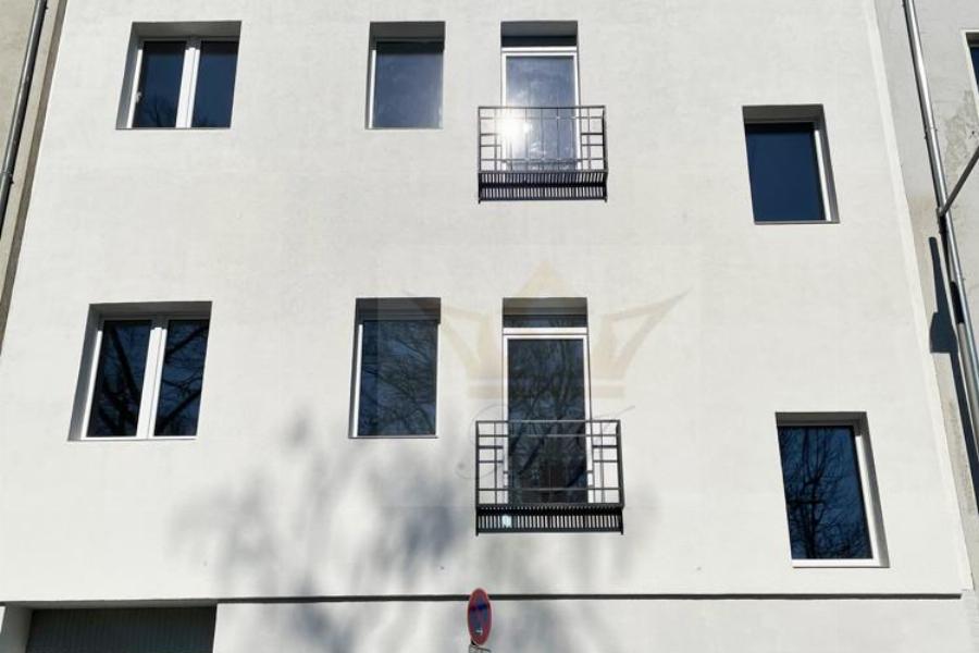 Sanierte Hausfassade