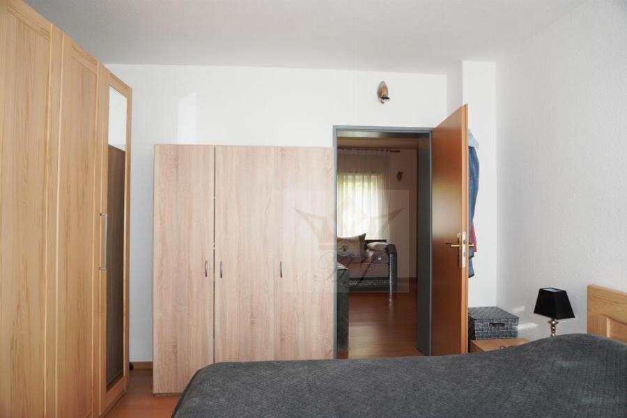 Teilblick Schlafzimmer im EG