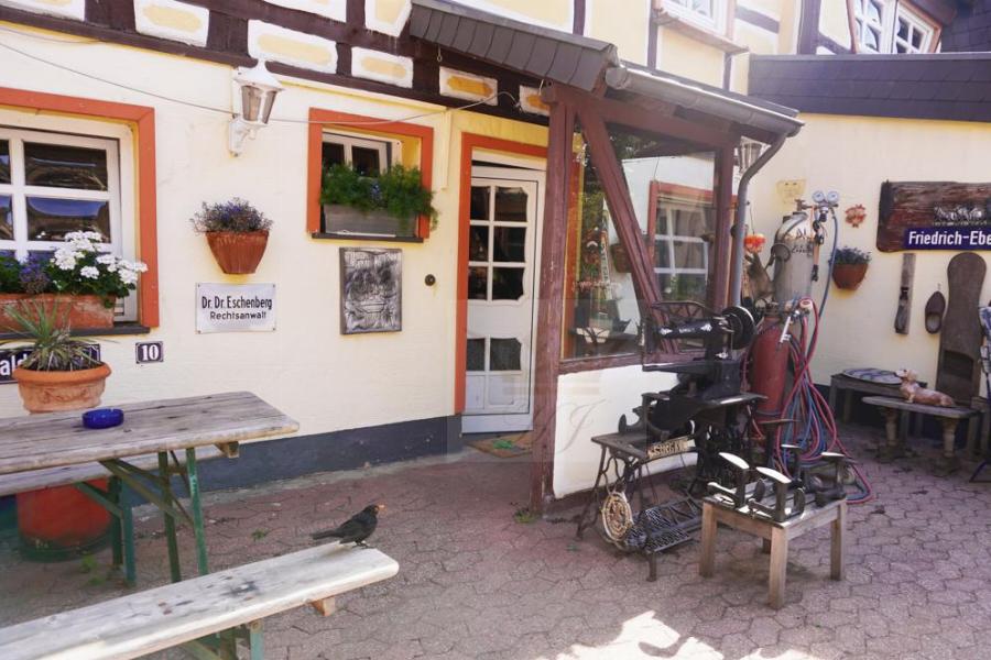 Zugang Nebenhaus zu Wohnzwecken (Denkmalschutz)