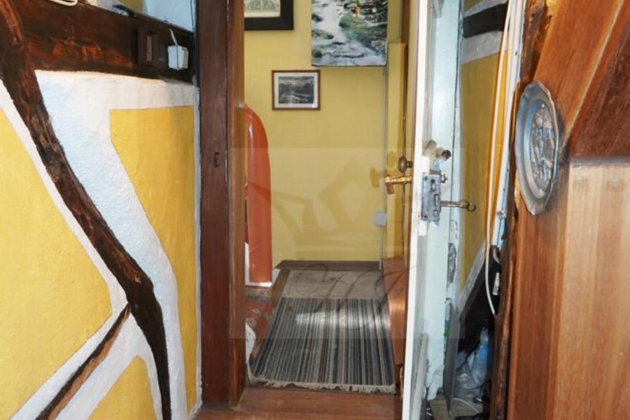 Weiterer Zugang in Räume im DG vom Haupthaus